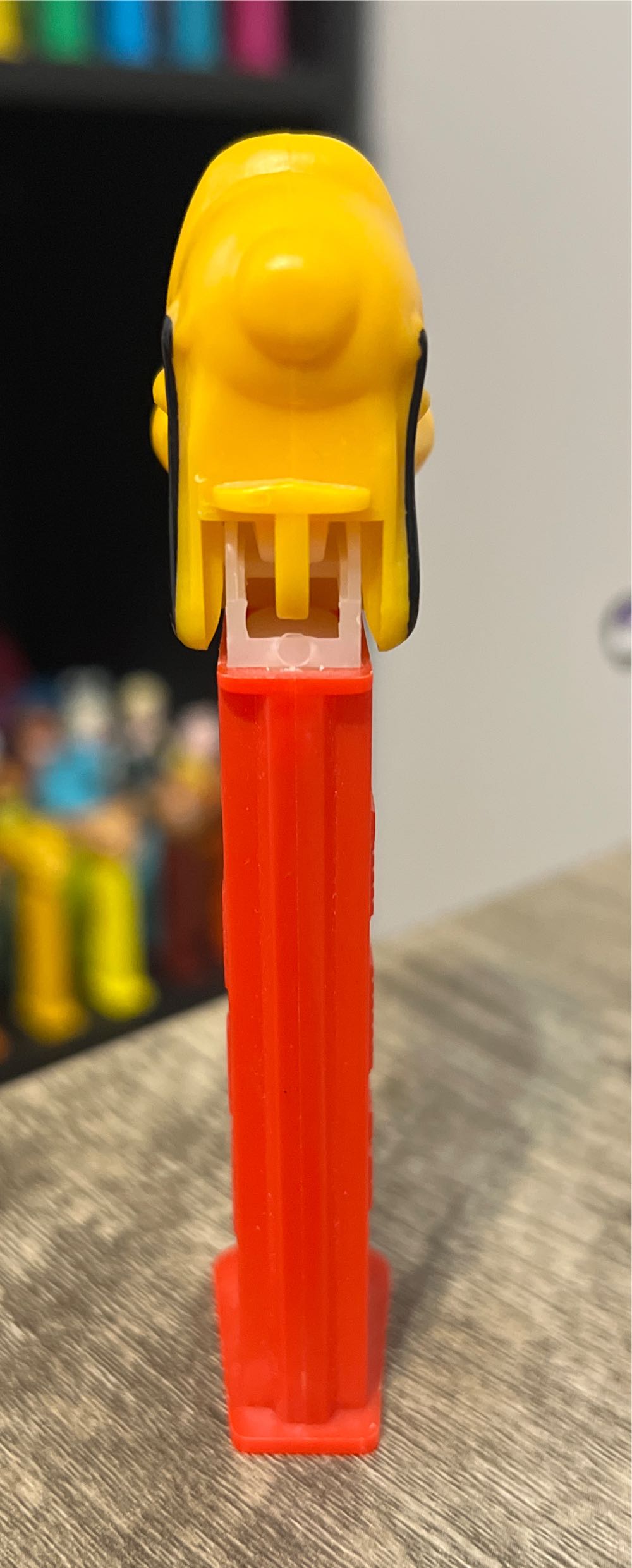 Pluto - C - Movies & TV - Disney pez collectible - Main Image 3