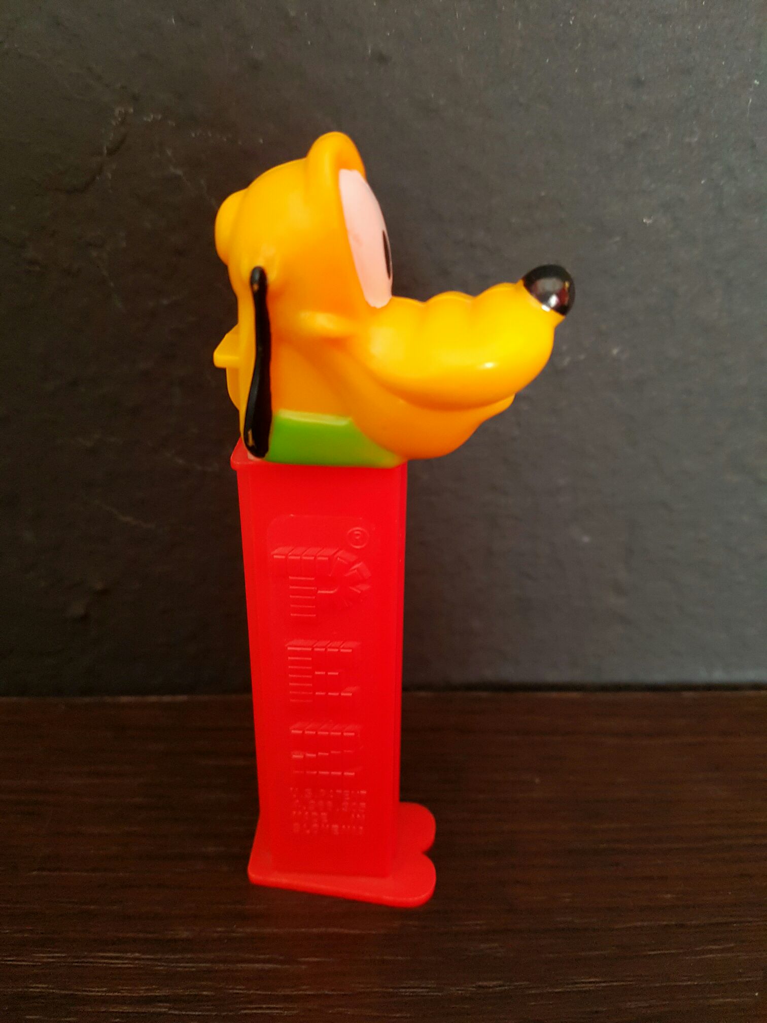 Disney Classic - Pluto D - Movies & TV - Disney pez collectible - Main Image 2