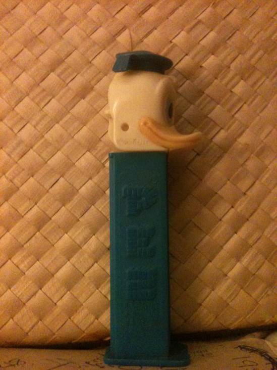 Donald Duck C - Disney pez collectible - Main Image 2
