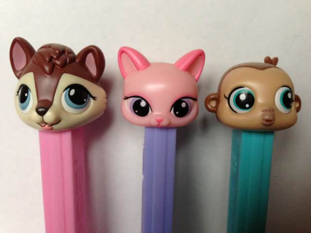 Littlest Pet Shop: Monkey - Littlest Pets pez collectible - Main Image 2
