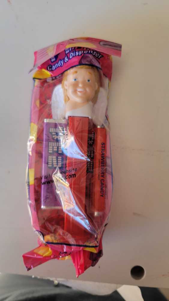 Valentine - Cupid - Angel - Valentine’s Day pez collectible - Main Image 2