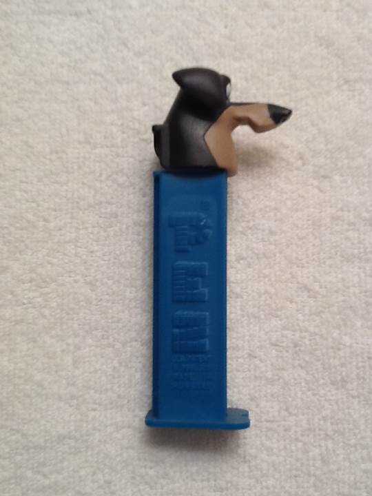 Open Season - Mr Mcweeny The Dog - Columbia Pictures - Open Season pez collectible - Main Image 2