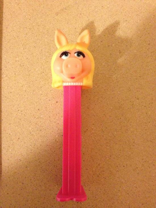 Miss Piggy - Muppets pez collectible - Main Image 2