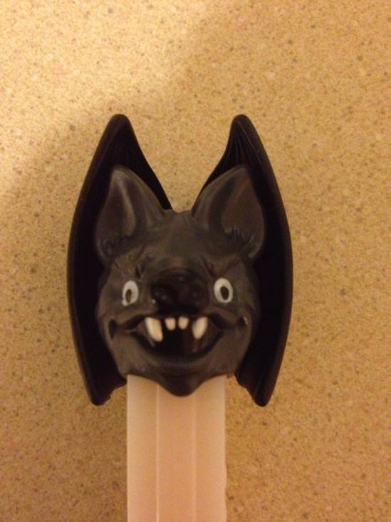 Bat - Halloween pez collectible - Main Image 1