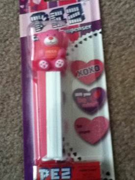 Valentines Bear Pink - Valentine’s Day pez collectible - Main Image 1