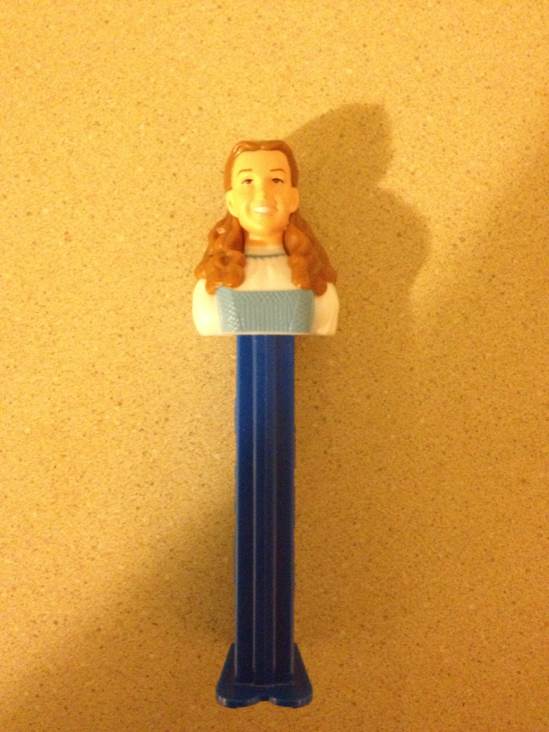 Dorothy - Wizard of Oz - Boxset pez collectible - Main Image 2