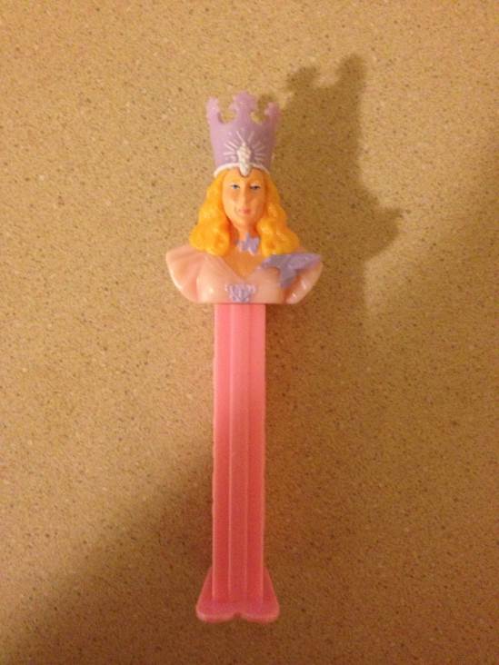 Glinda The Good Witch - Wizard of Oz - Boxset pez collectible - Main Image 2