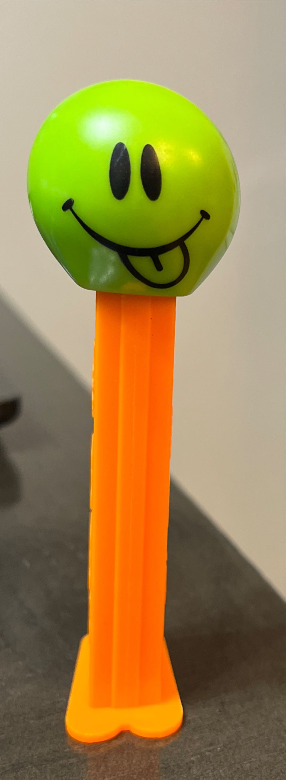 Emoji - Funky Face Smiley Tongue - Emoji pez collectible - Main Image 2