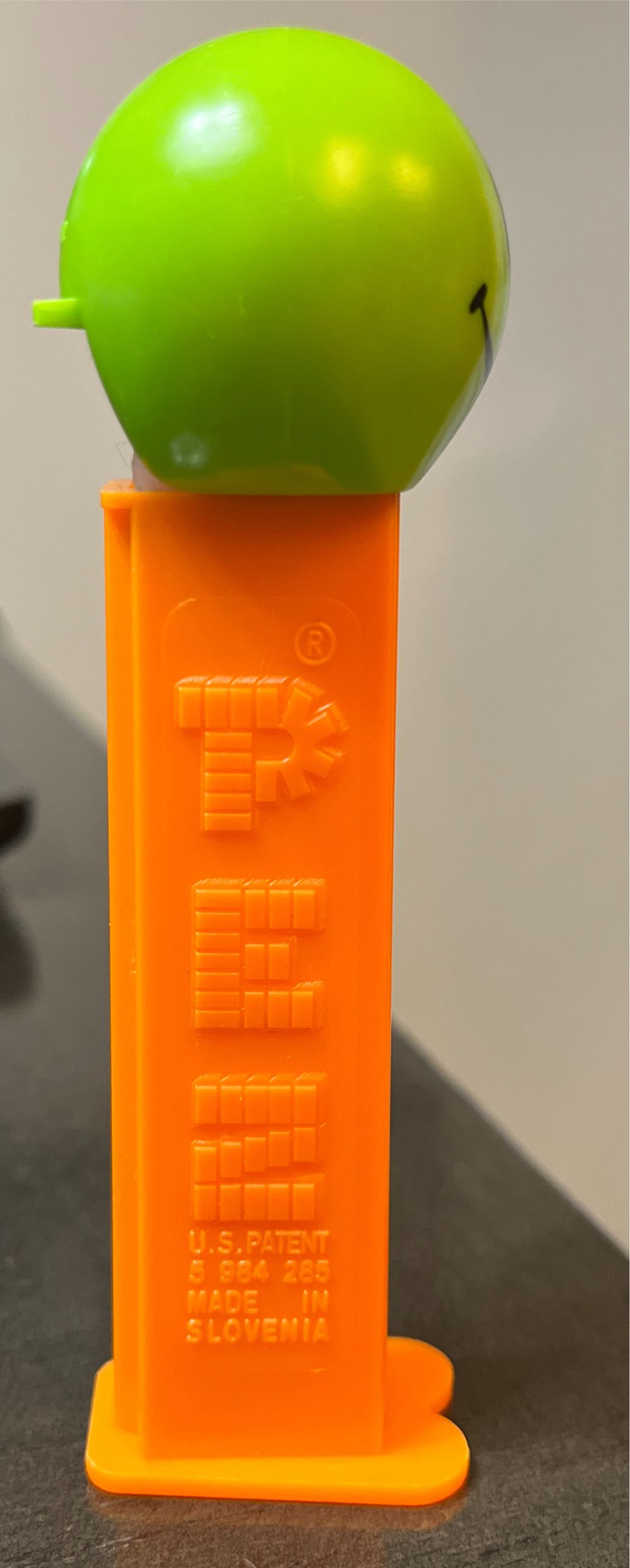 Emoji - Funky Face Smiley Tongue - Emoji pez collectible - Main Image 3