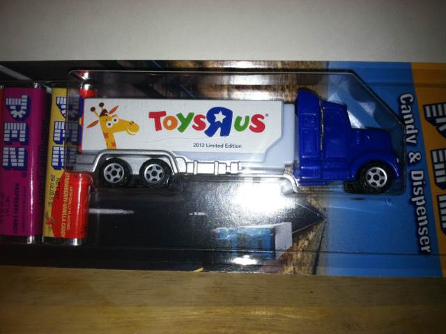 Toys R Us Truck - Trucks pez collectible - Main Image 2