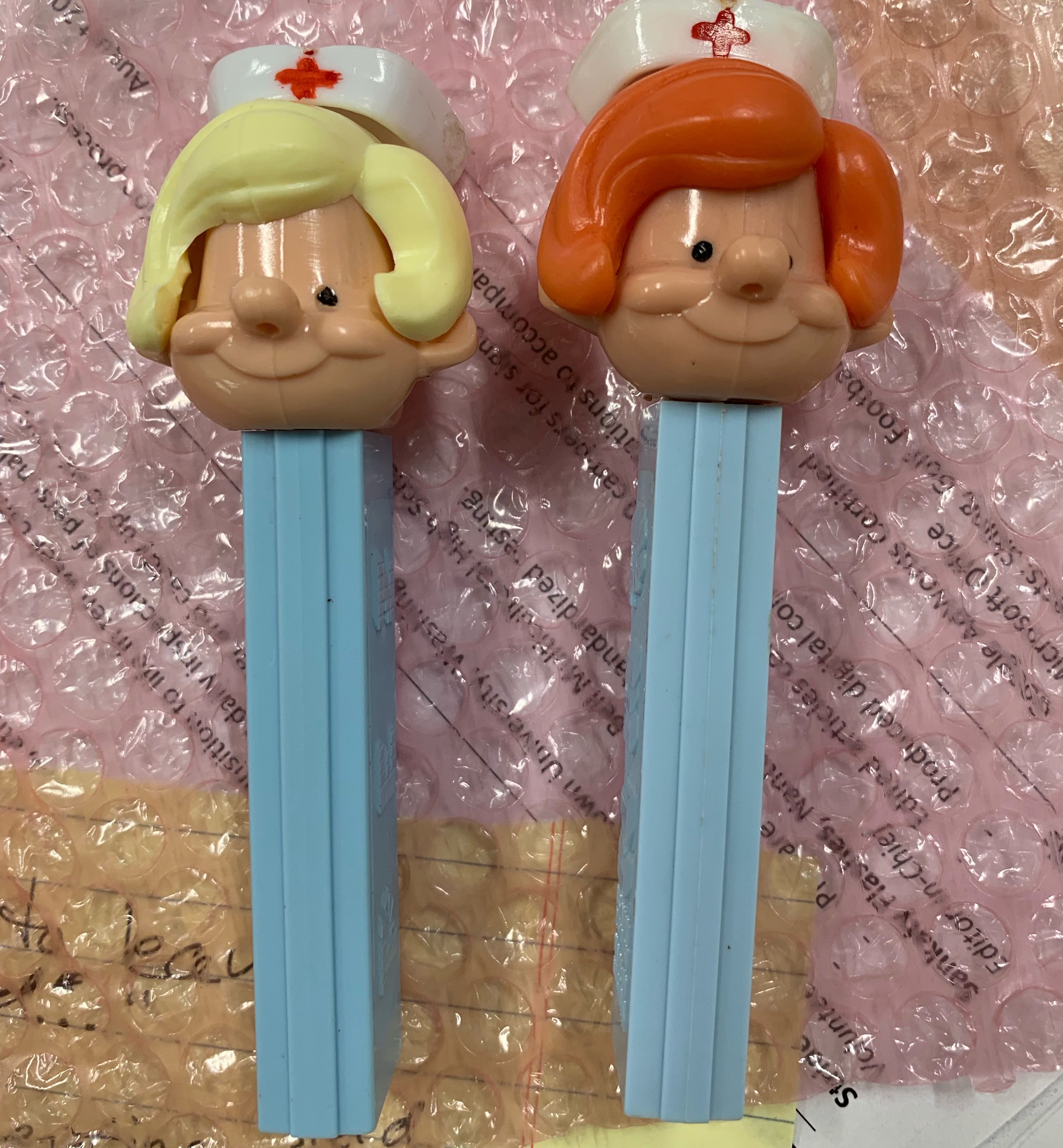 Pez Pal Nurse - Pez Pal pez collectible - Main Image 3