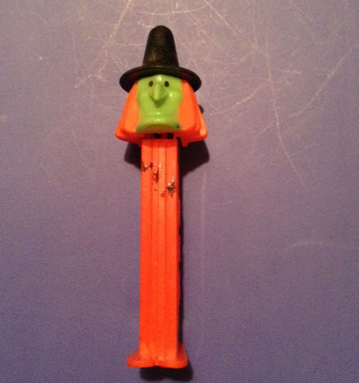 Halloween - Witch ( Duplicate) - Halloween pez collectible - Main Image 2