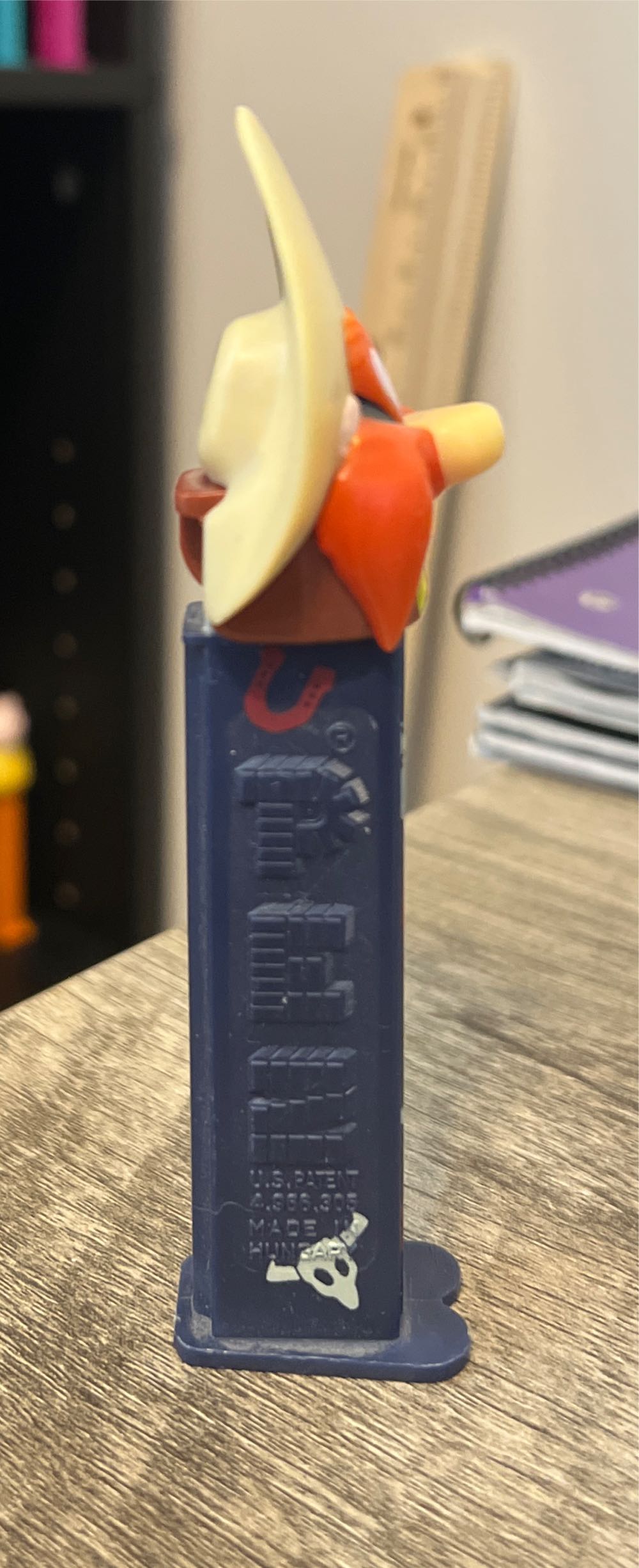 Yosemite Sam “Western Sam” - Looney Tunes - Back In Action pez collectible - Main Image 2