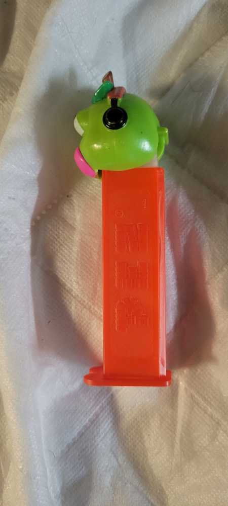 Sourz - Green Apple - Sourz pez collectible - Main Image 3
