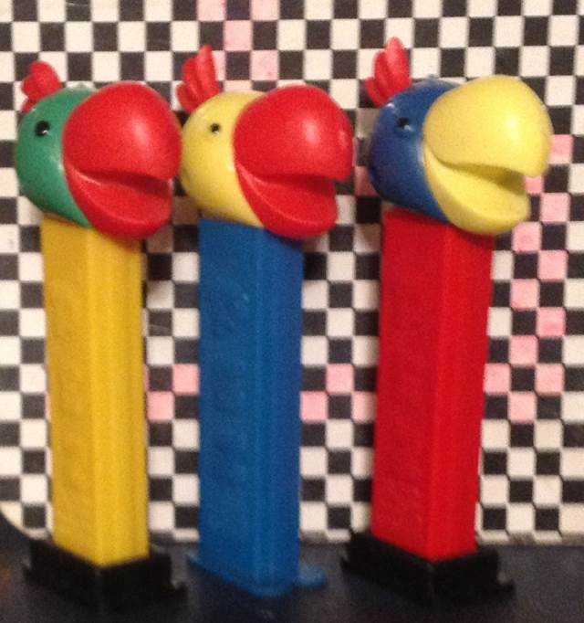 Cockatoo III  pez collectible - Main Image 1