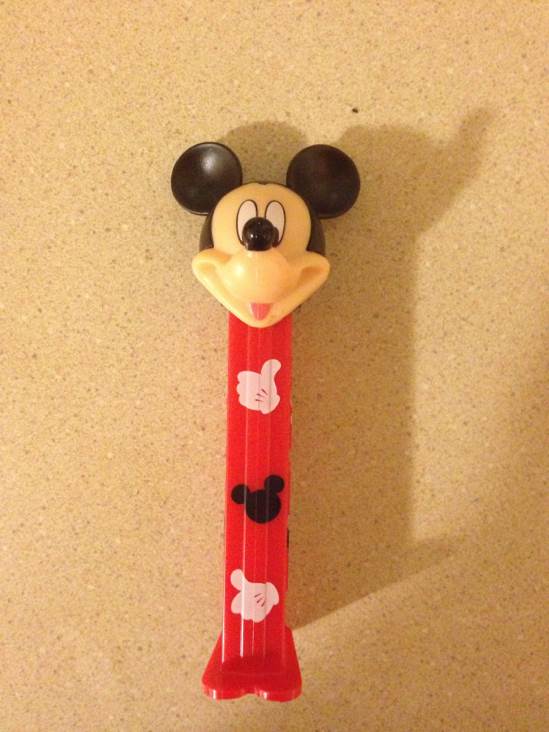 Mickey Mouse - Hand Print Stem - Disney Classics pez collectible - Main Image 2