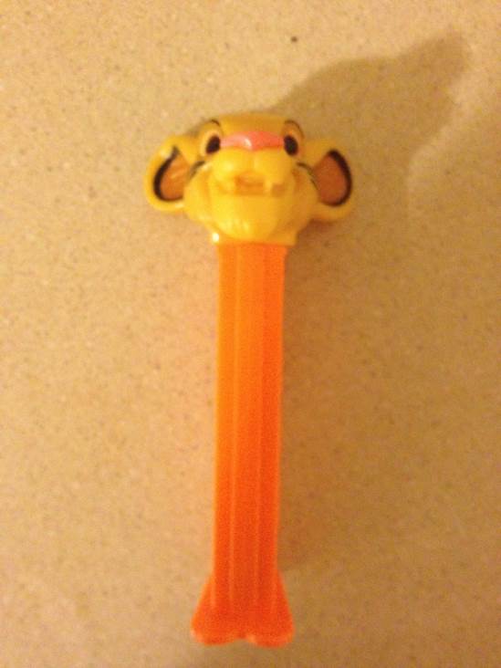 Lion King - Simba - Lion King pez collectible - Main Image 2