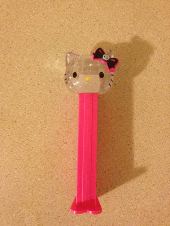 Hello Kitty - Pink Transparent - Hello Kitty pez collectible - Main Image 2