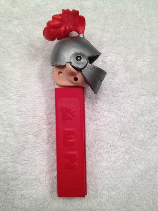 *Knight Pez Pal - Pez Pals pez collectible - Main Image 2