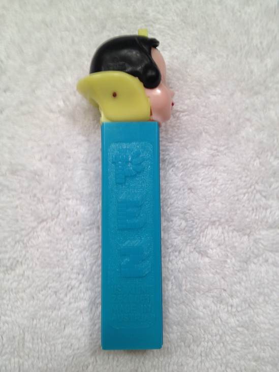 Snow White A - Vintage pez collectible - Main Image 2