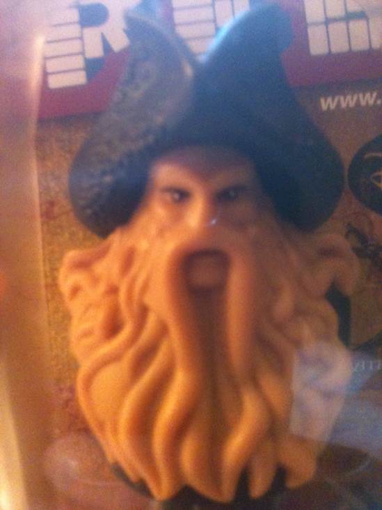 Pirates Of The Caribbean - DISNEY-Pirates Of The Carribean pez collectible - Main Image 2