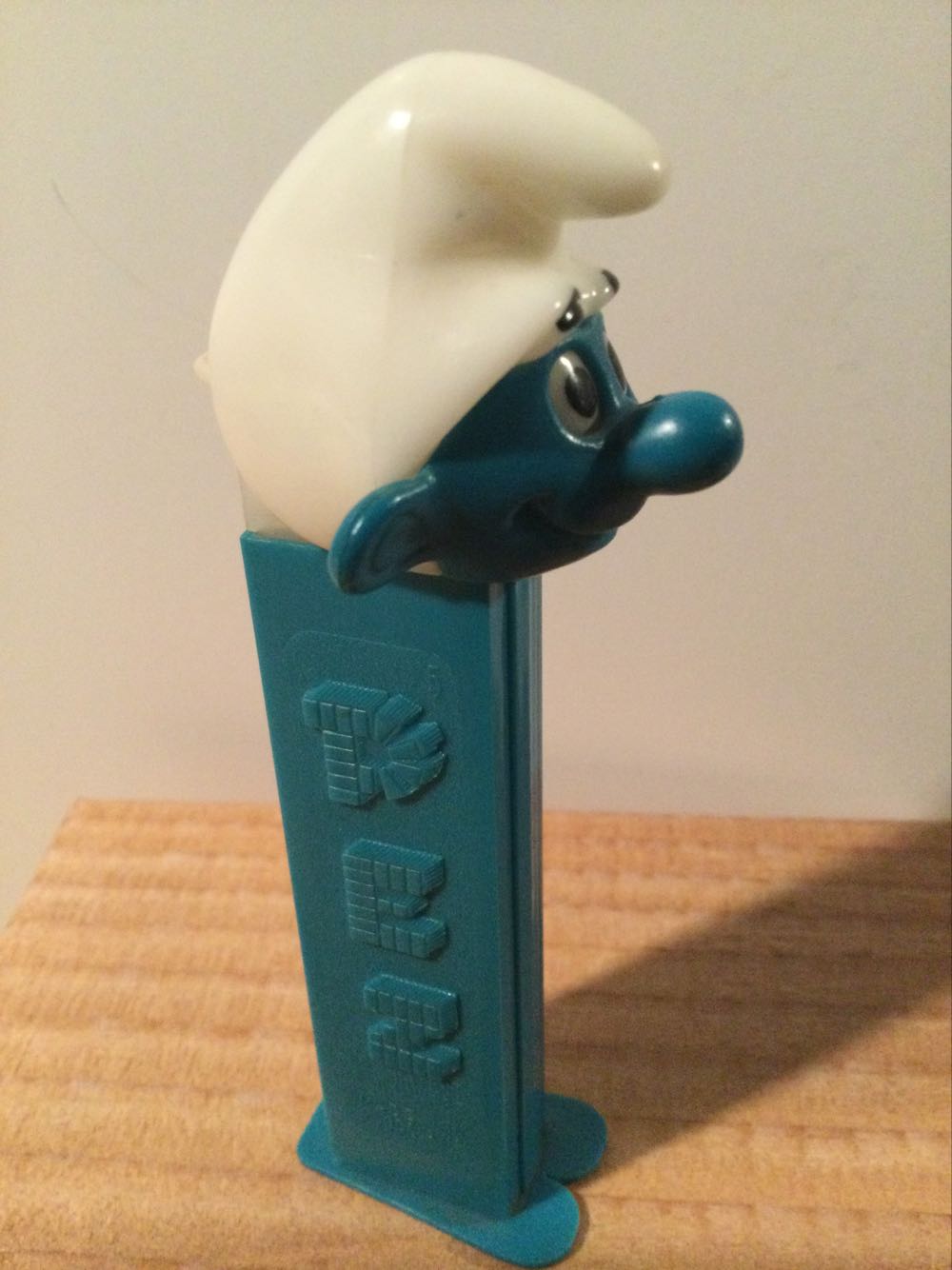 Smurf  Series 1 Teal Head - Smurfs pez collectible - Main Image 3