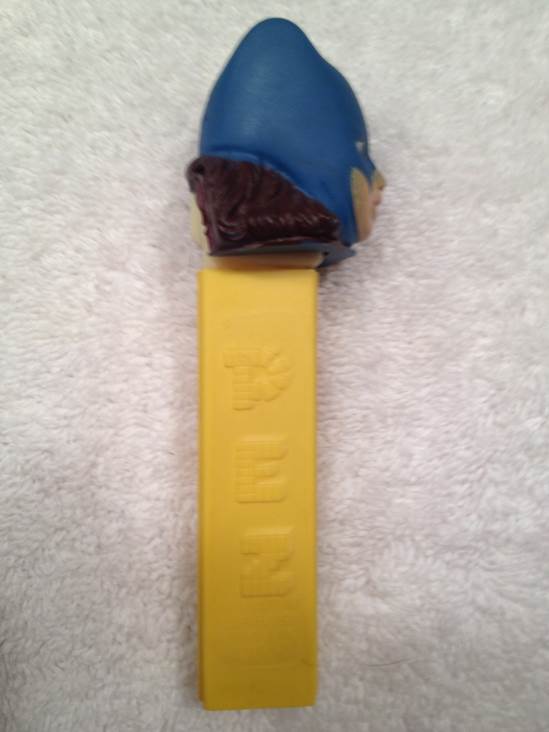 Soft Head Batgirl - Vintage pez collectible - Main Image 2