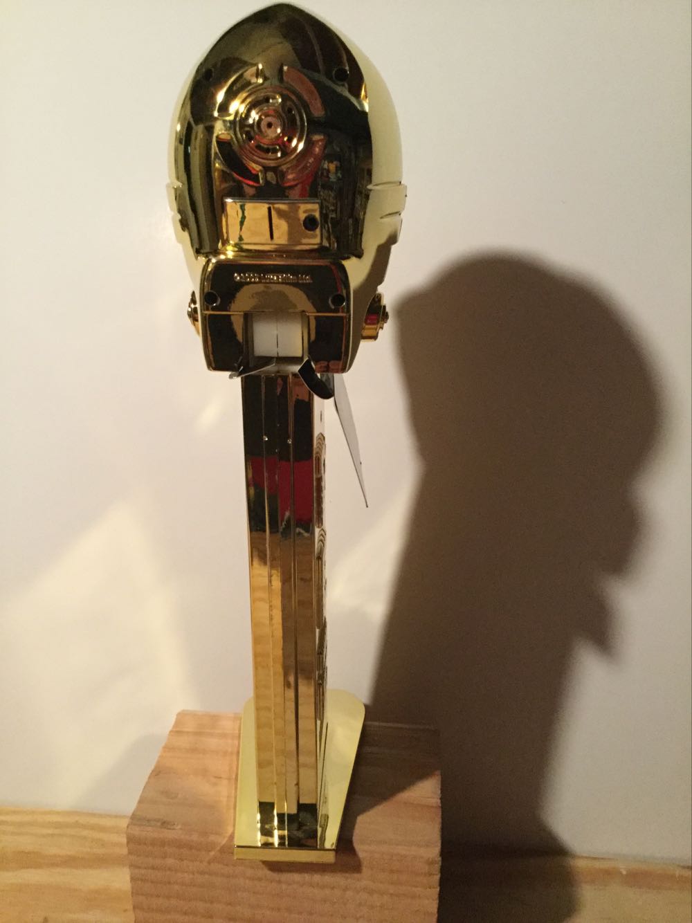 Giant Star Wars C-3po Limited Edition - Giant Pez pez collectible - Main Image 4