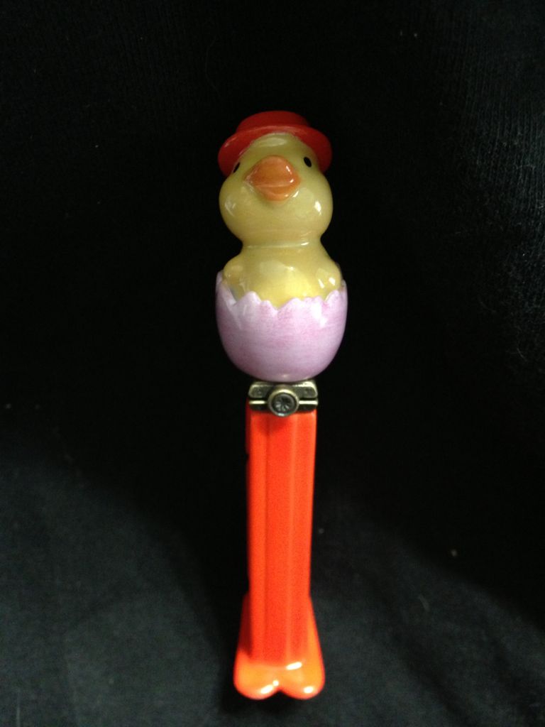 Chick - Easter pez collectible - Main Image 2