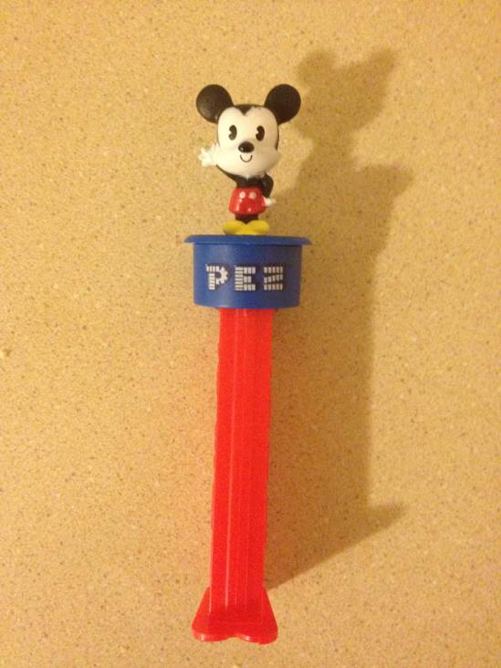 Mickey Mouse - Disney Cuties - Disney Classics pez collectible - Main Image 2