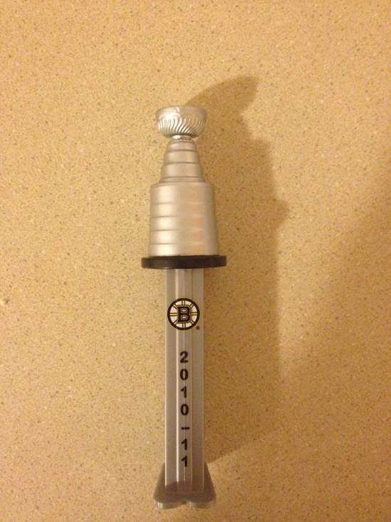 Stanley Cup - Boston Bruins - NHL pez collectible - Main Image 2