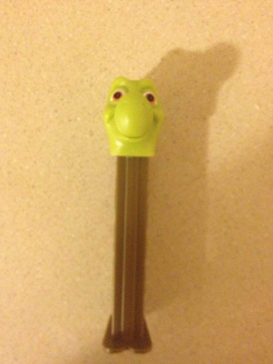 Verne The Turtle - Over The Hedge pez collectible - Main Image 2