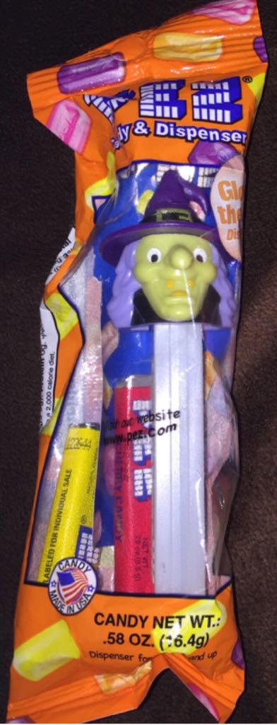 Halloween Glowing Witch - Halloween pez collectible - Main Image 2