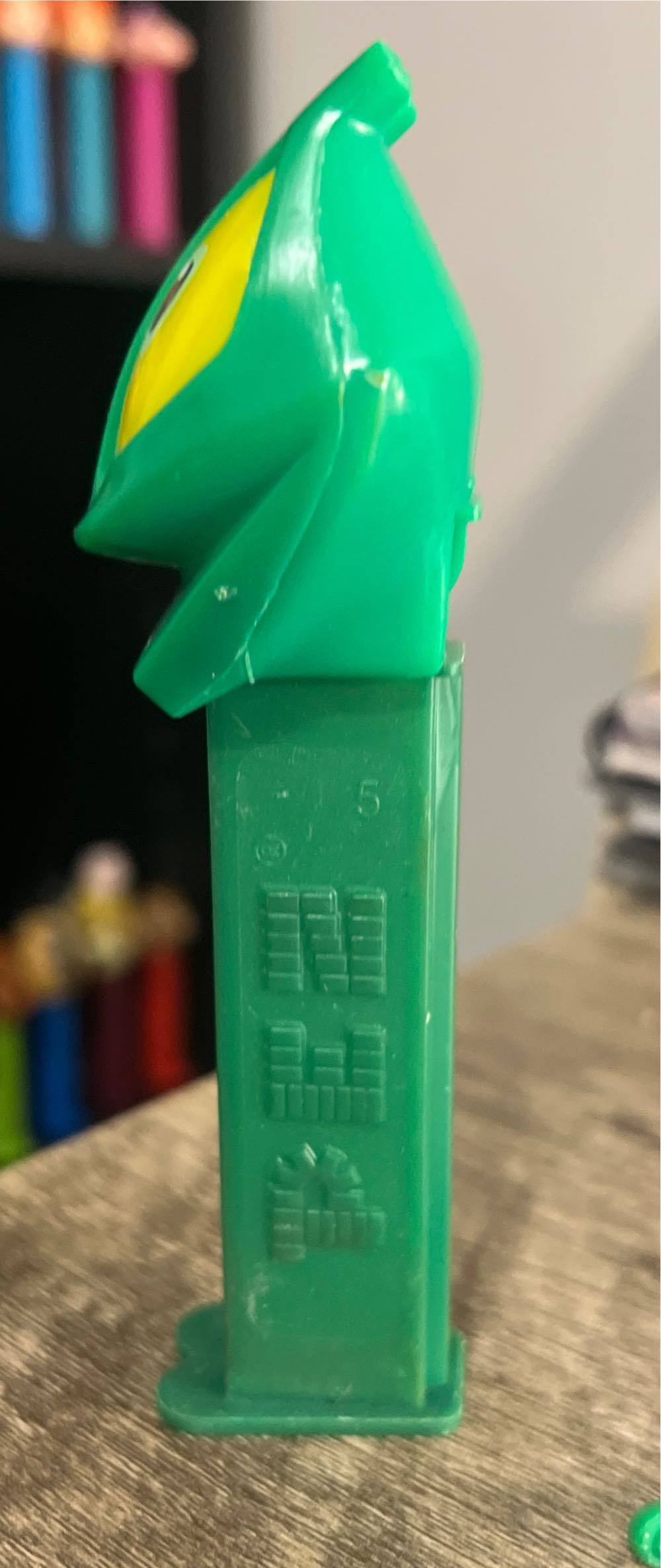 Grasshopper Jumpin Jack - Bugz pez collectible - Main Image 3