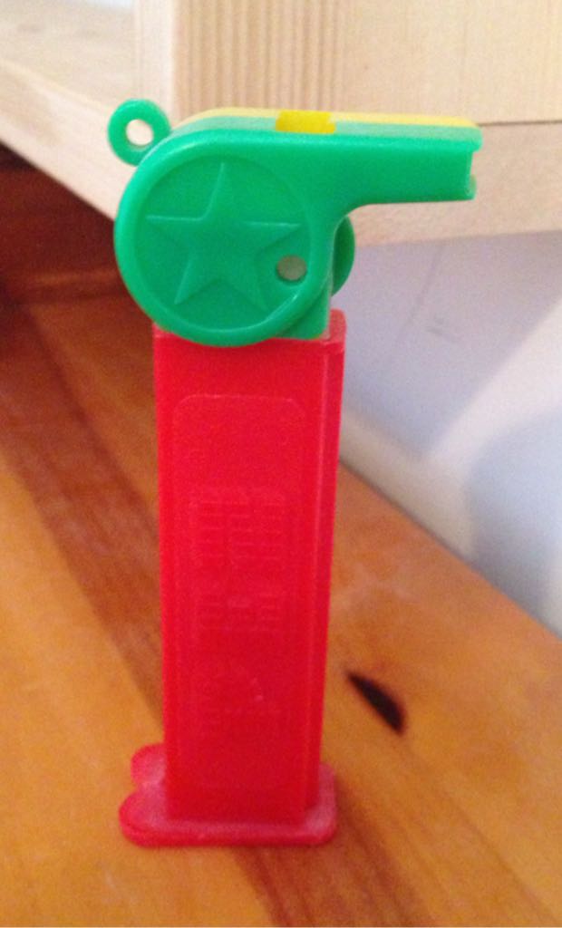 Coach Whistle A Yellow/Red - PEZ Originals pez collectible - Main Image 2