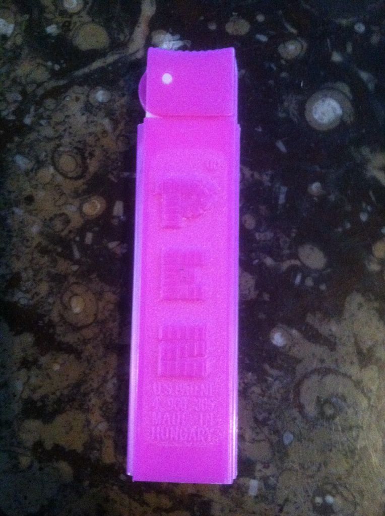 Purple - Regular pez collectible - Main Image 2