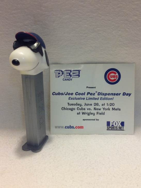 Snoopy - PEANUTS pez collectible - Main Image 1