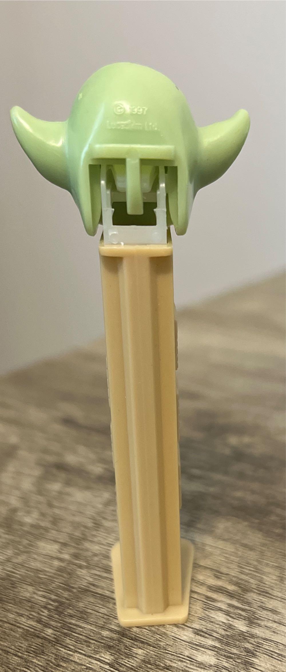 Yoda A (1) - Star Wars pez collectible - Main Image 4