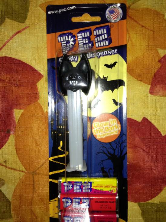 Bat - Halloween pez collectible - Main Image 2