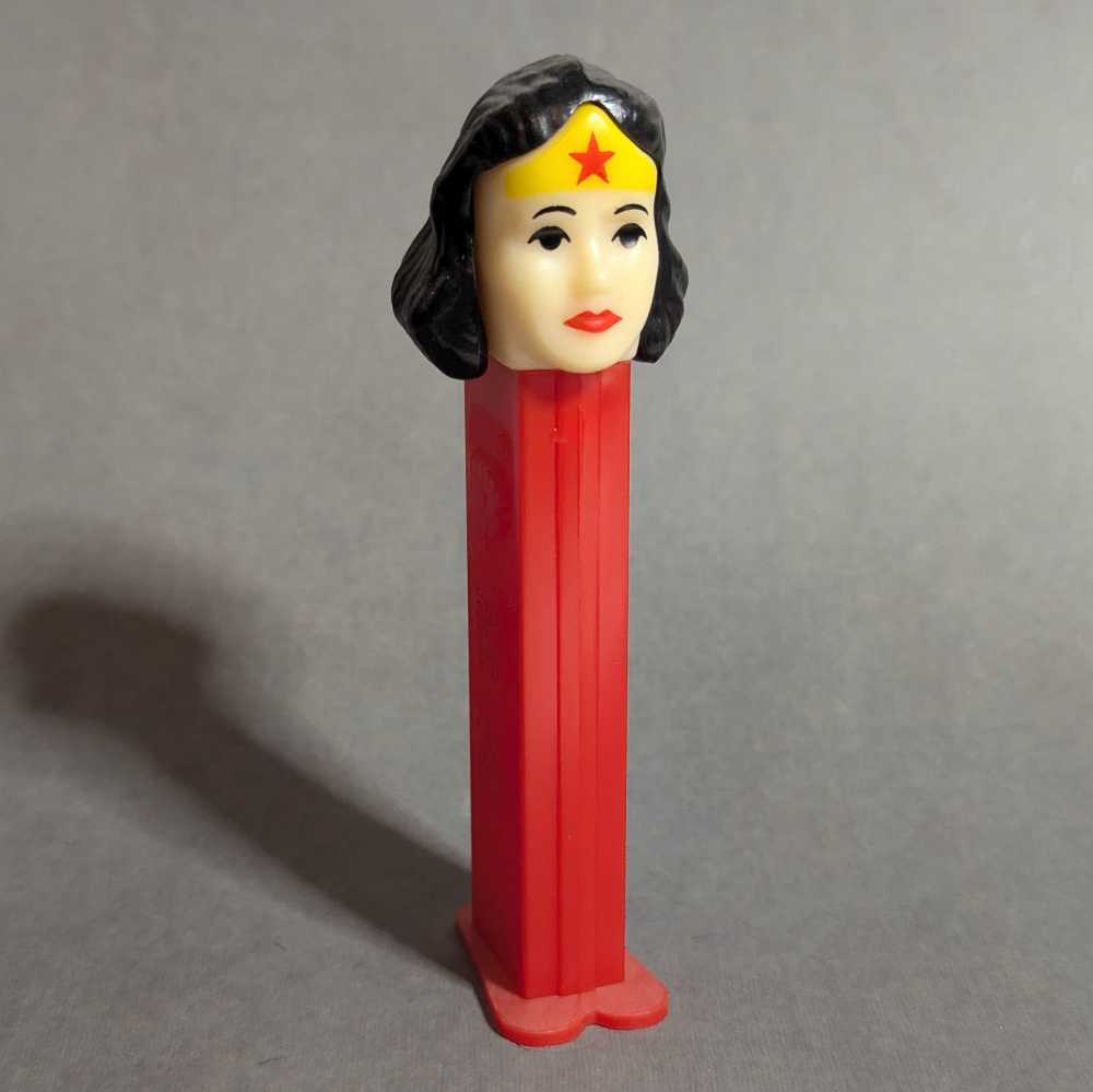 Wonder Woman - Super Heroes pez collectible - Main Image 2