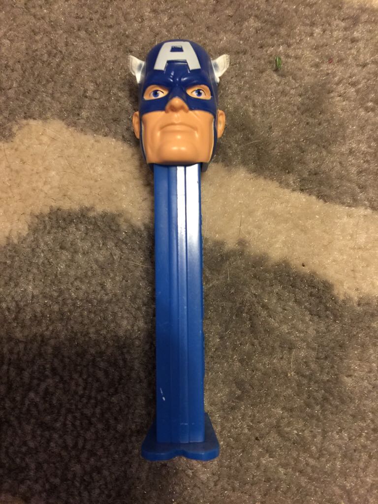 Marvel: Captain America - Super Heroes pez collectible - Main Image 2