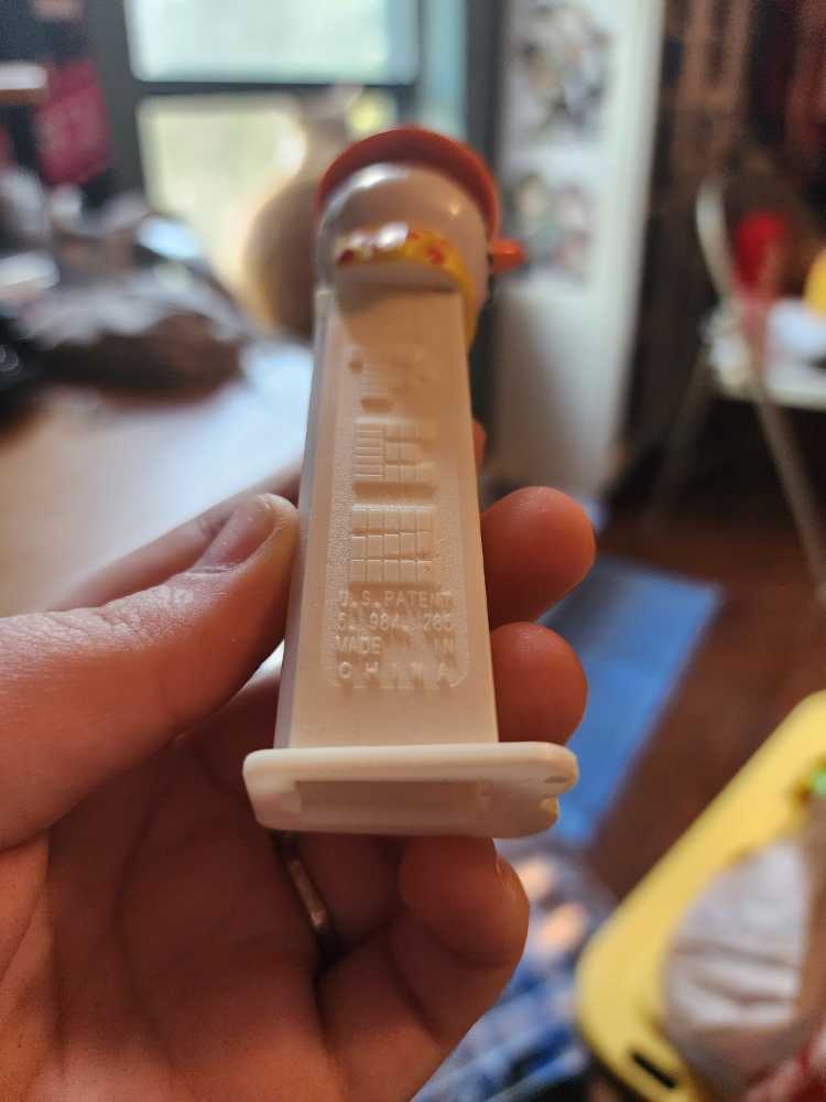 Snowman - Christmas pez collectible - Main Image 2