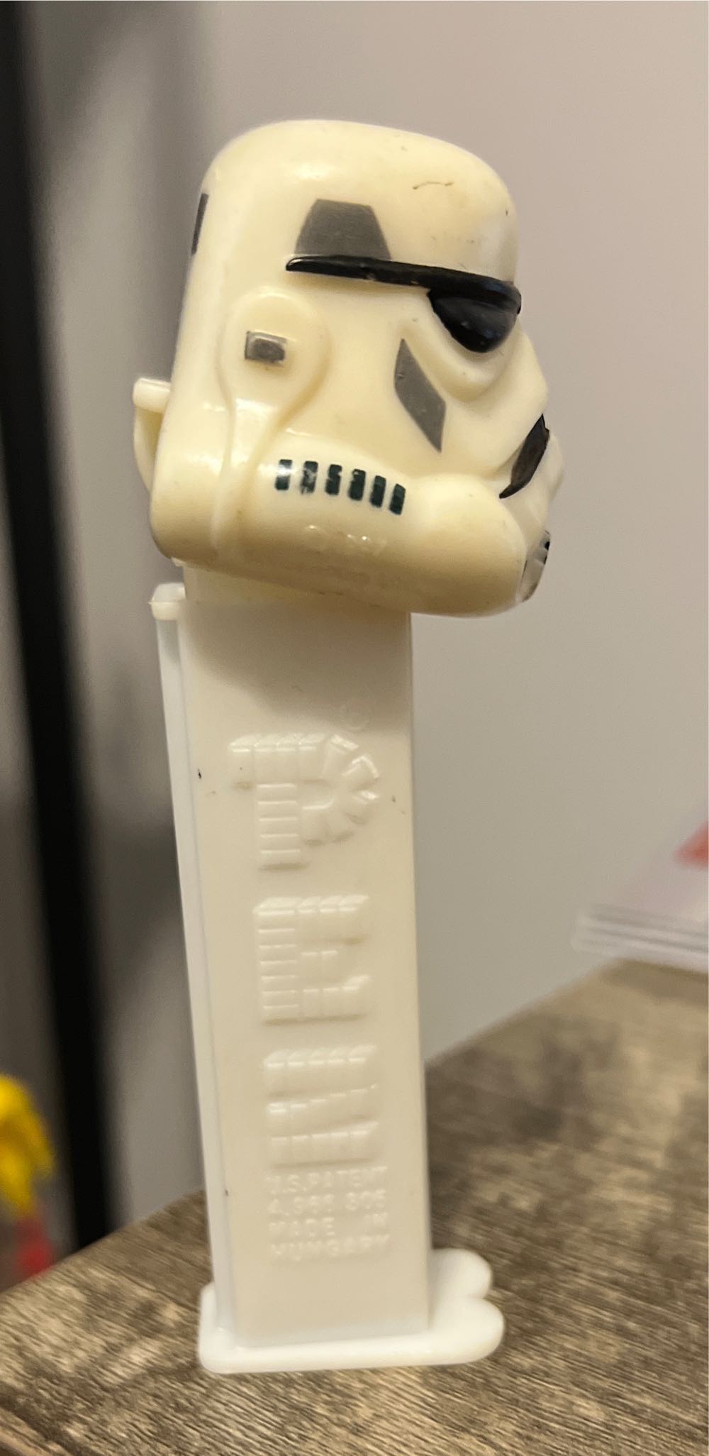 Stormtrooper - Star Wars - Series A pez collectible - Main Image 3