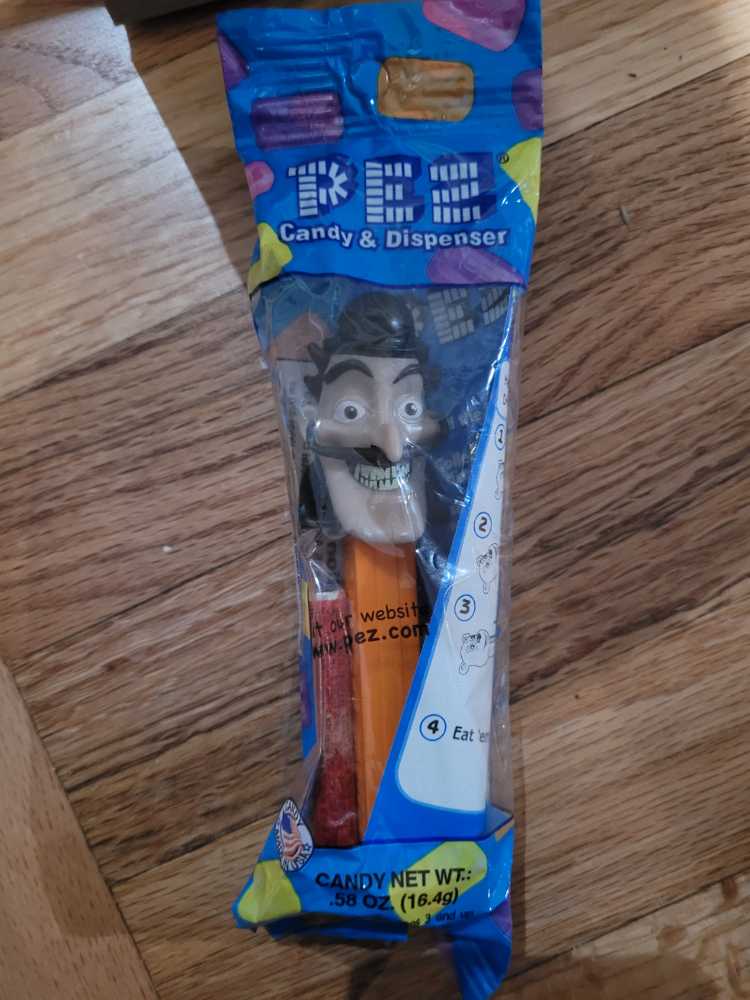 Bowler Hat Guy - Meet the Robinsons pez collectible - Main Image 2
