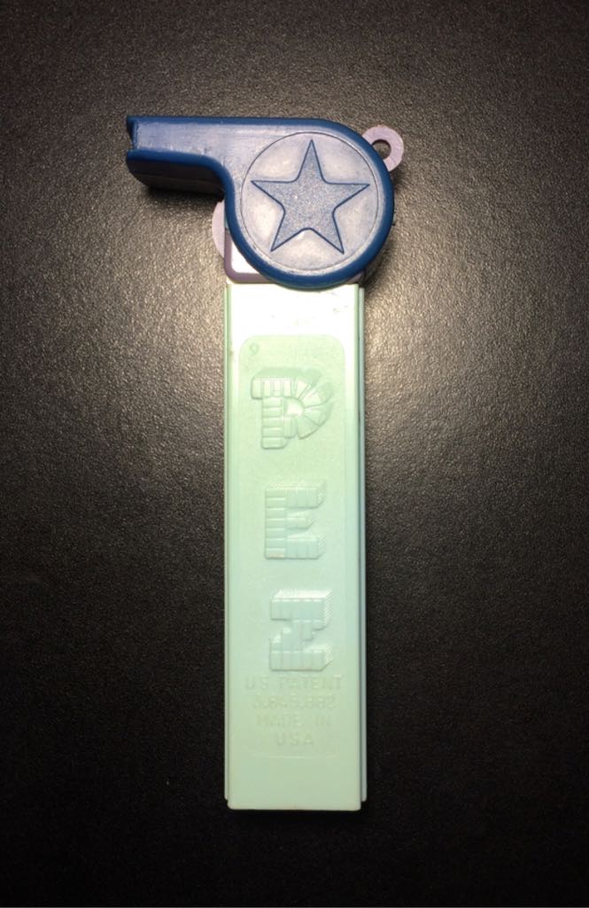 Coach Whistle - Whistles pez collectible - Main Image 2