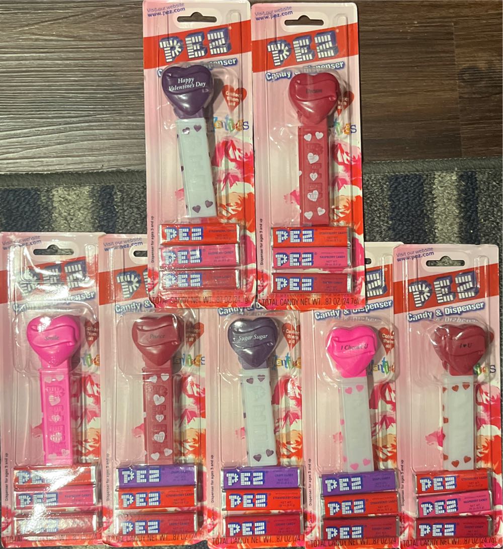 Valentine Heart - Valentine’s Day pez collectible - Main Image 2