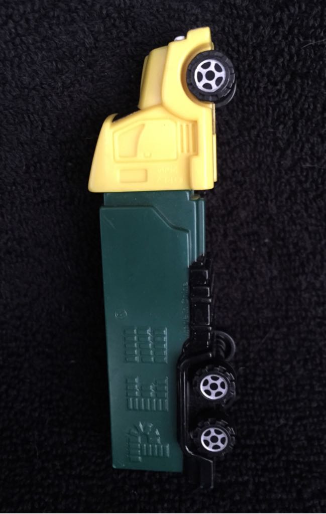 Ace Hardware Truck - Trucks pez collectible - Main Image 2