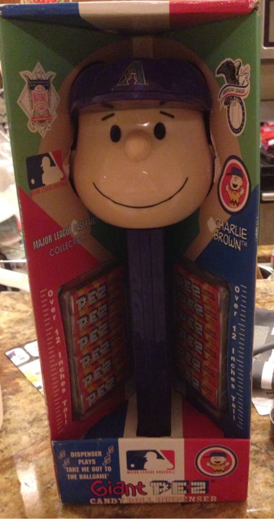 Peanuts Charlie Brown Giant Arizona Diamondbacks - Major League Baseball pez collectible - Main Image 2