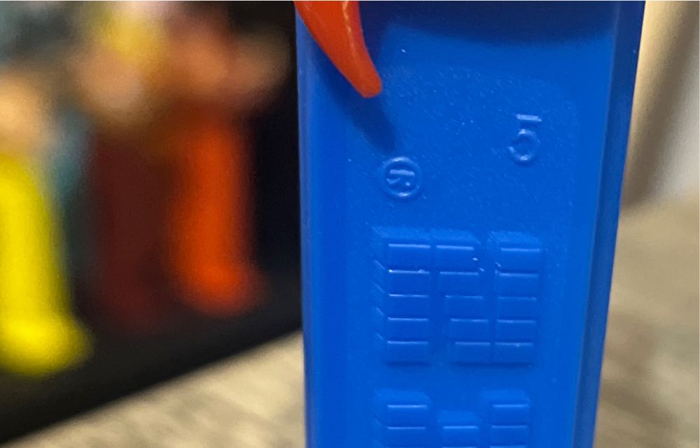 Yosemite Sam - Looney Tunes pez collectible - Main Image 4