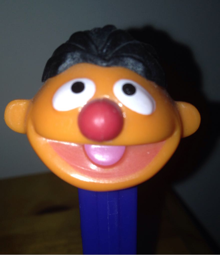 Sesame Street - Ernie - Sesame Street pez collectible - Main Image 2